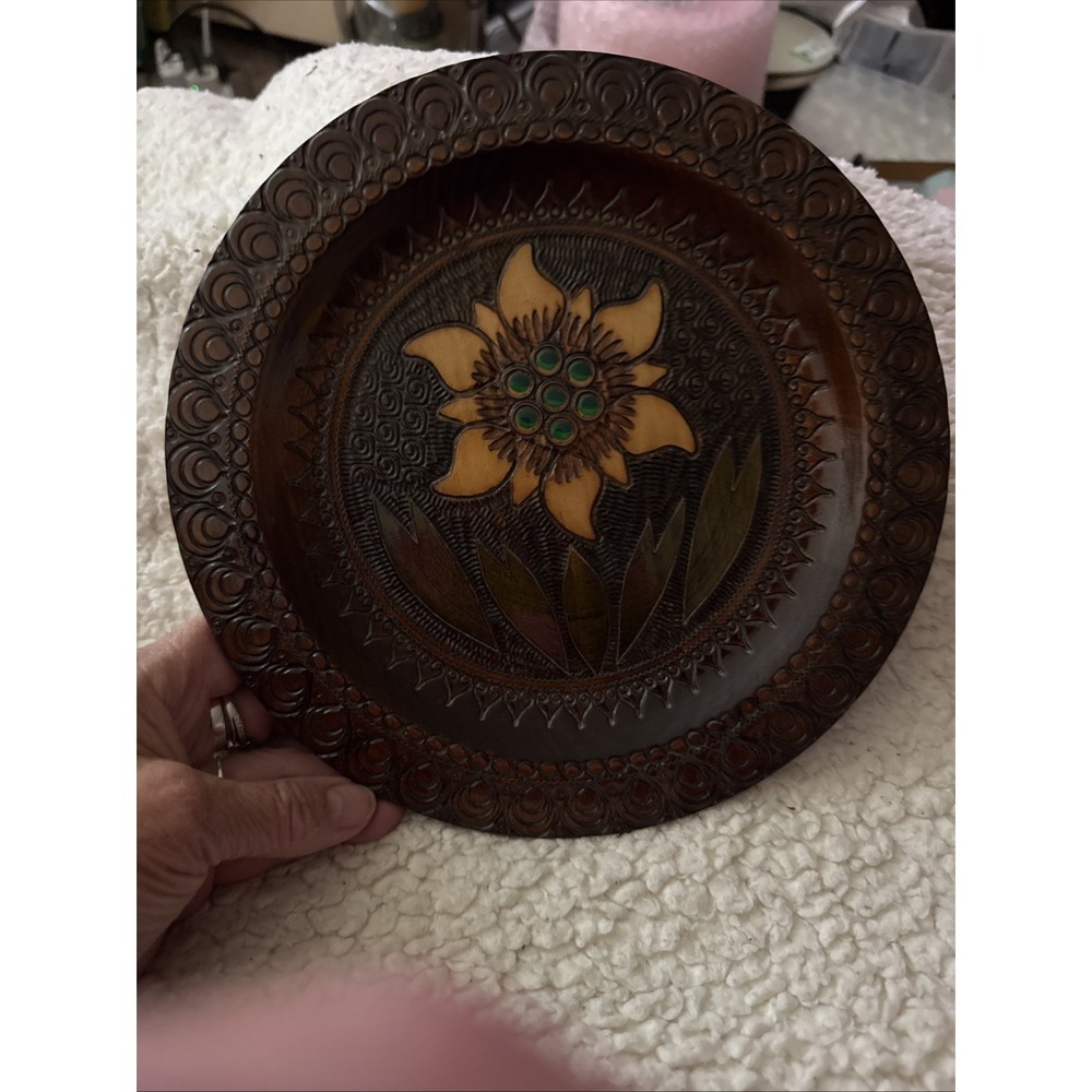 Vtg Hand Carved Folk Art Detailed Wooden  Plate Signed  Zakopane, Poland 9"